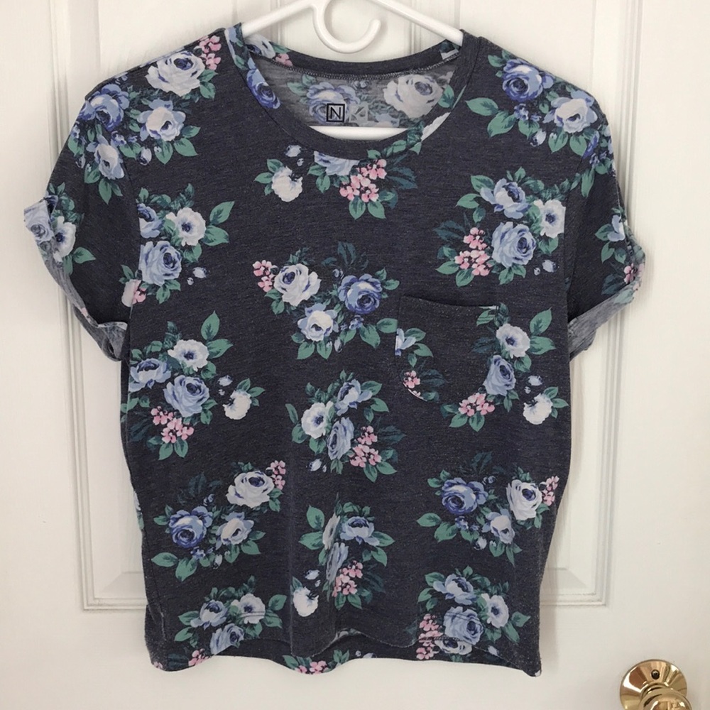 Nollie Flower Pocket Tshirt